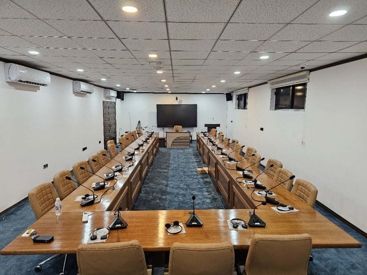 معدات مؤتمر لندوة